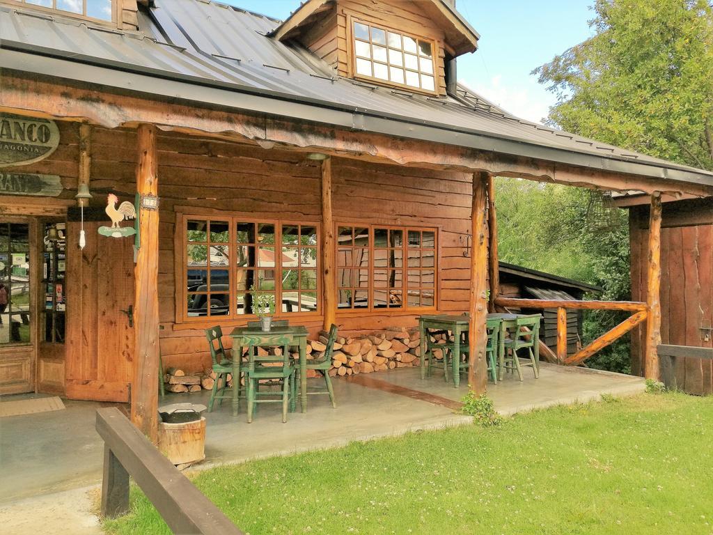 Hotel El Barranco Futaleufú 外观 照片