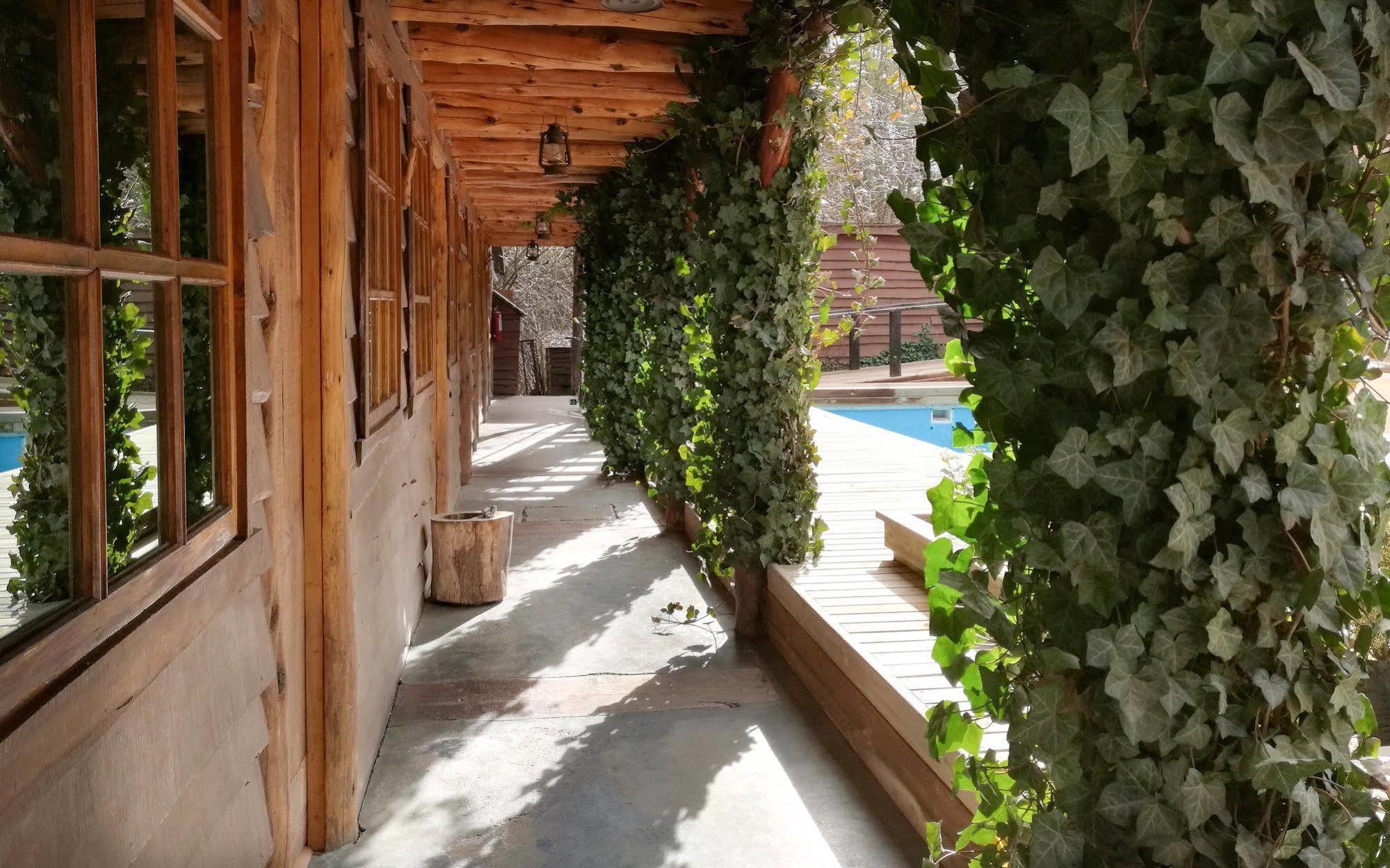 Hotel El Barranco Futaleufú 外观 照片
